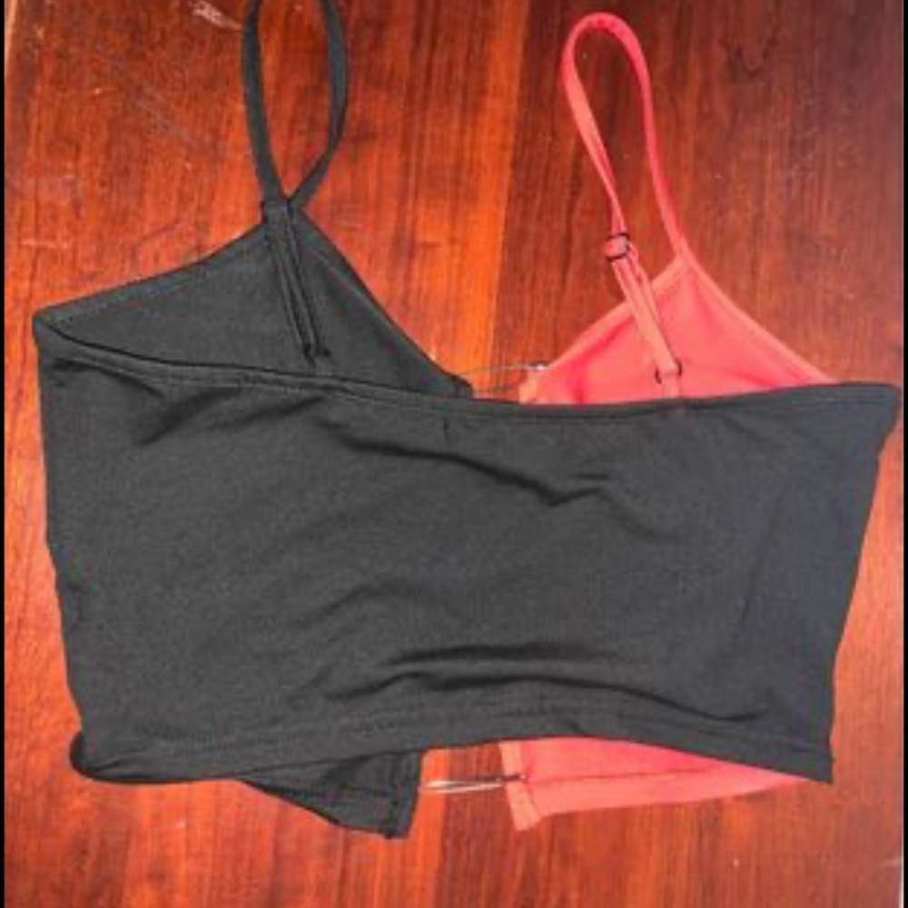 SHEIN red and black split dye crop top
